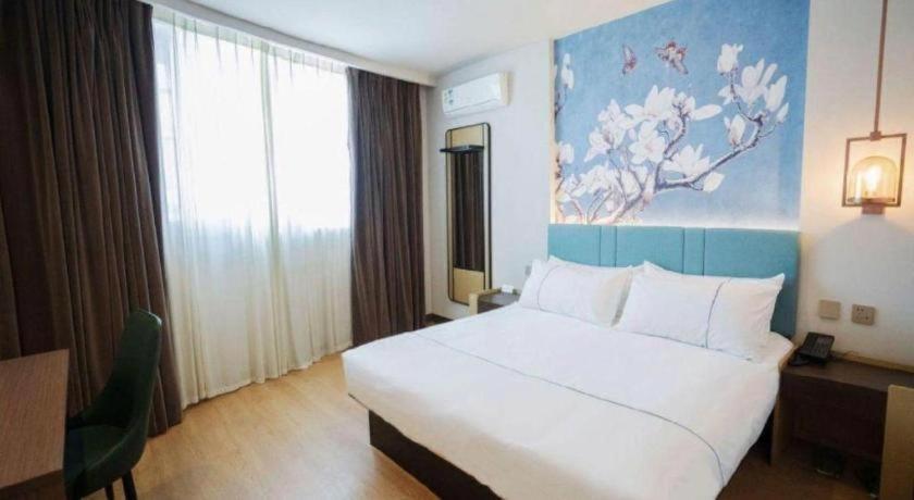 Magnotel Hotel Shanghai Railway Station Magnolia Plaza Exterior photo